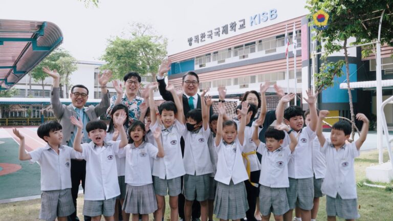 Happy Songkran from the Korean Embassy
